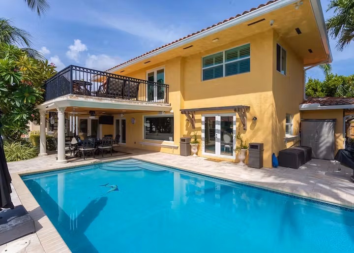 The Captain’s Waterfront Manor Private Dock, Boat Lift & Lagoon Views