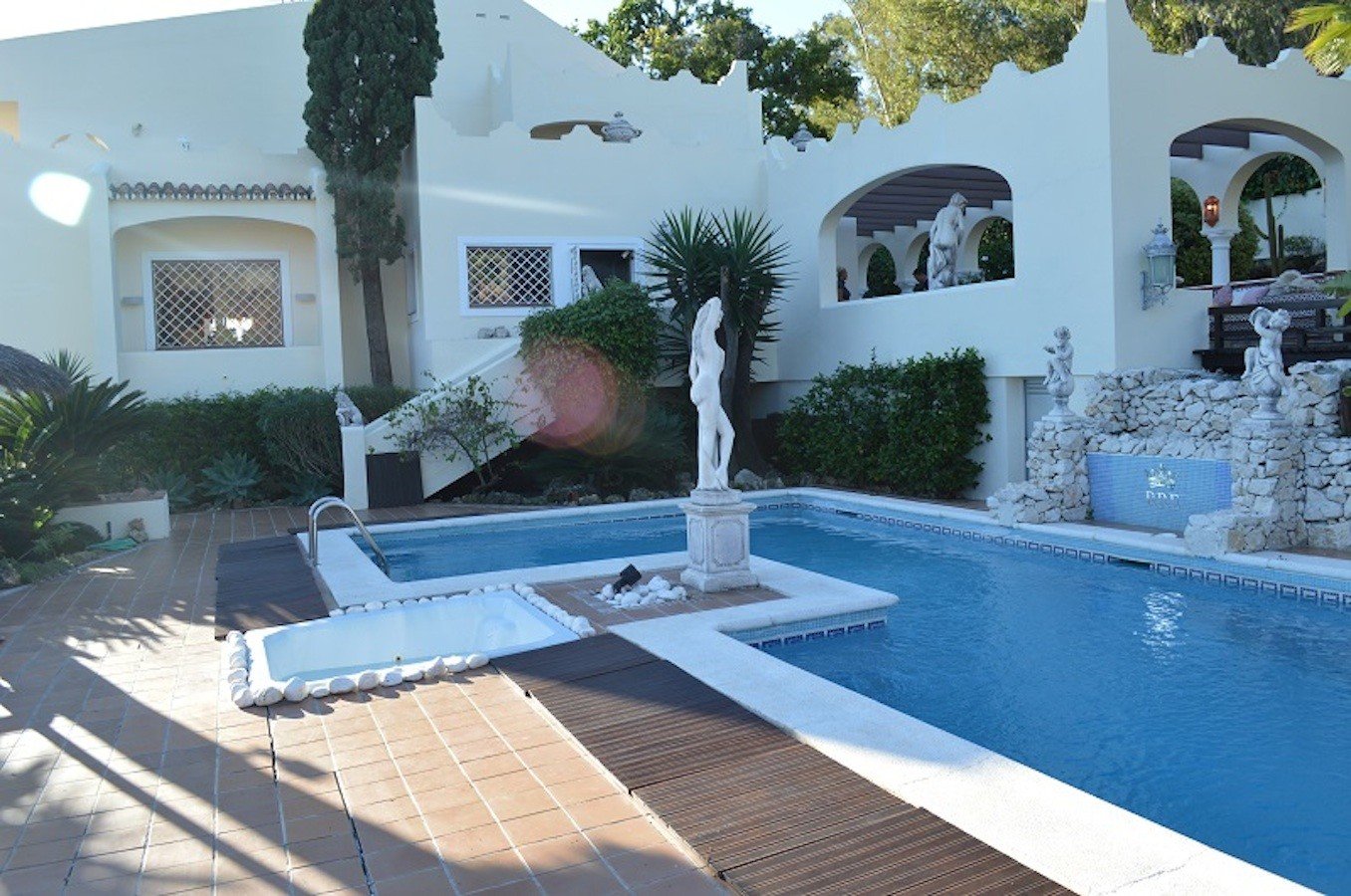 Absolutely Unique Luxury Villa in Nueva Andalucia